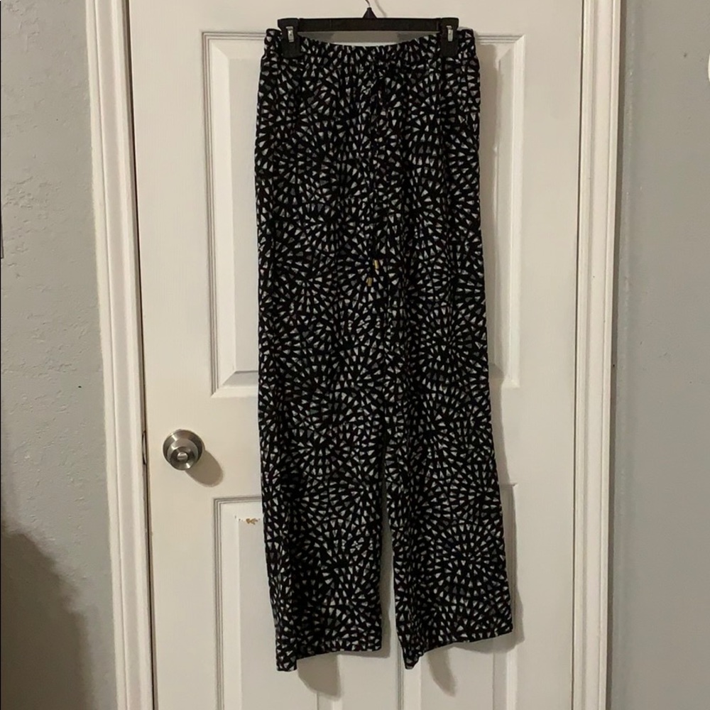 Geometric Print Palazzo style Pant